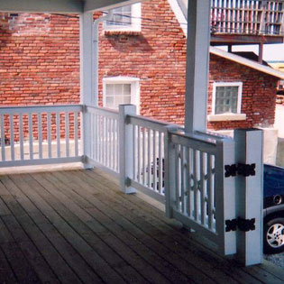New Englander Style Railing